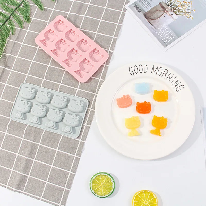 Kawaii Hello Kitty Ice Tray Silicone Mold - Image 4